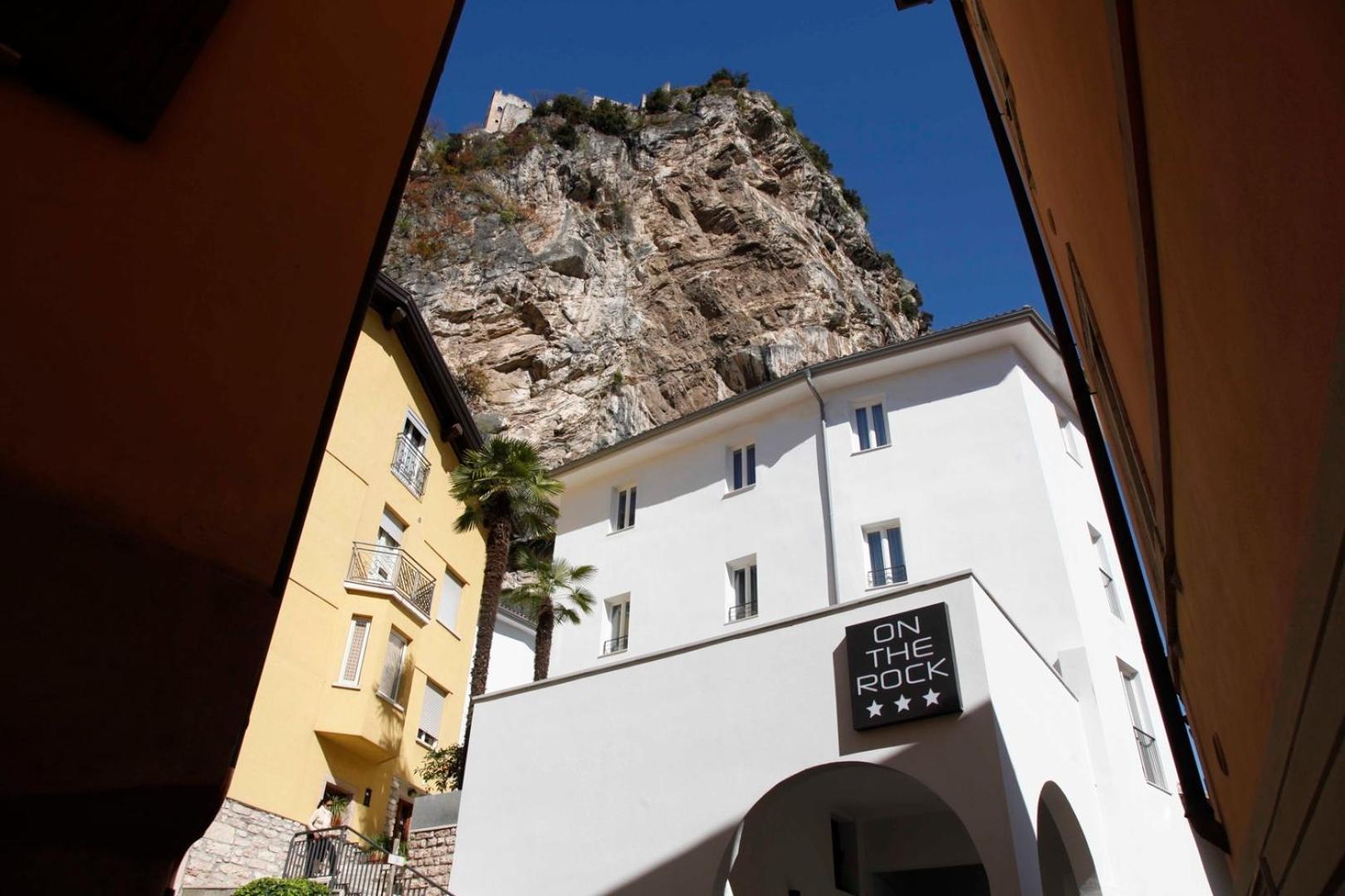 Hotel On The Rock Arco Zewnętrze zdjęcie